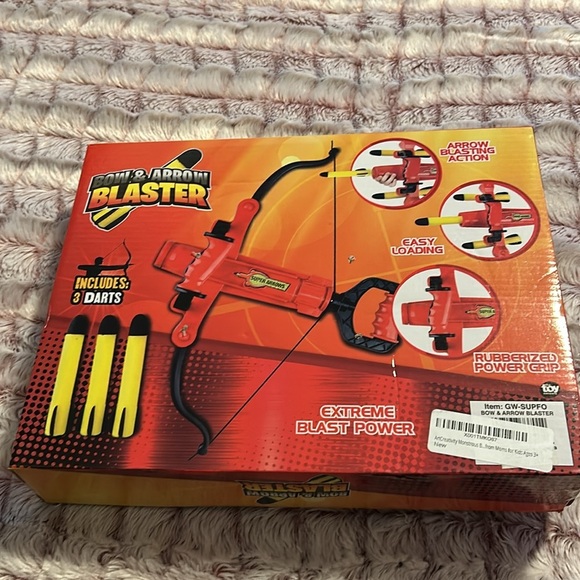 Bow & Arrow Blaster - Picture 2 of 2